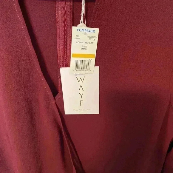 WAYF Burgundy Merlot Top Size Small NWT - Picture 3 of 4
